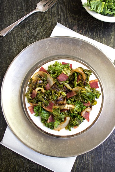 Turkey Bacon and Onion Kale Salad {GF and Low Carb} - FoodFaithFitness