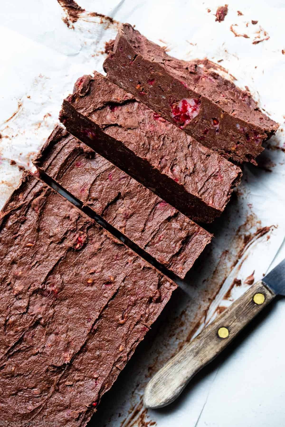 Chocolate Raspberry Paleo Coconut Oil Fudge - A healthy, quick and easy freezer fudge recipe with no thermometer needed! Gluten free, dairy free, vegan friendly and only 5 ingredients too! | #Foodfaithfitness | #Paleo #Vegan #Glutenfree #Dairyfree #healthy Chocolate Raspberry Paleo Coconut Oil Fudge Recipe - A quick and easy freezer healthy fudge recipe with no thermometer needed! Gluten free, dairy free, vegan friendly and only 5 ingredients too! | #Foodfaithfitness |