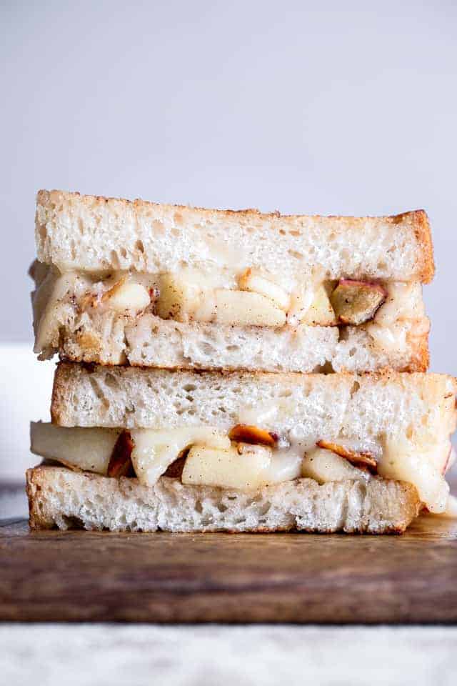 Brie Grilled Cheese with Apples