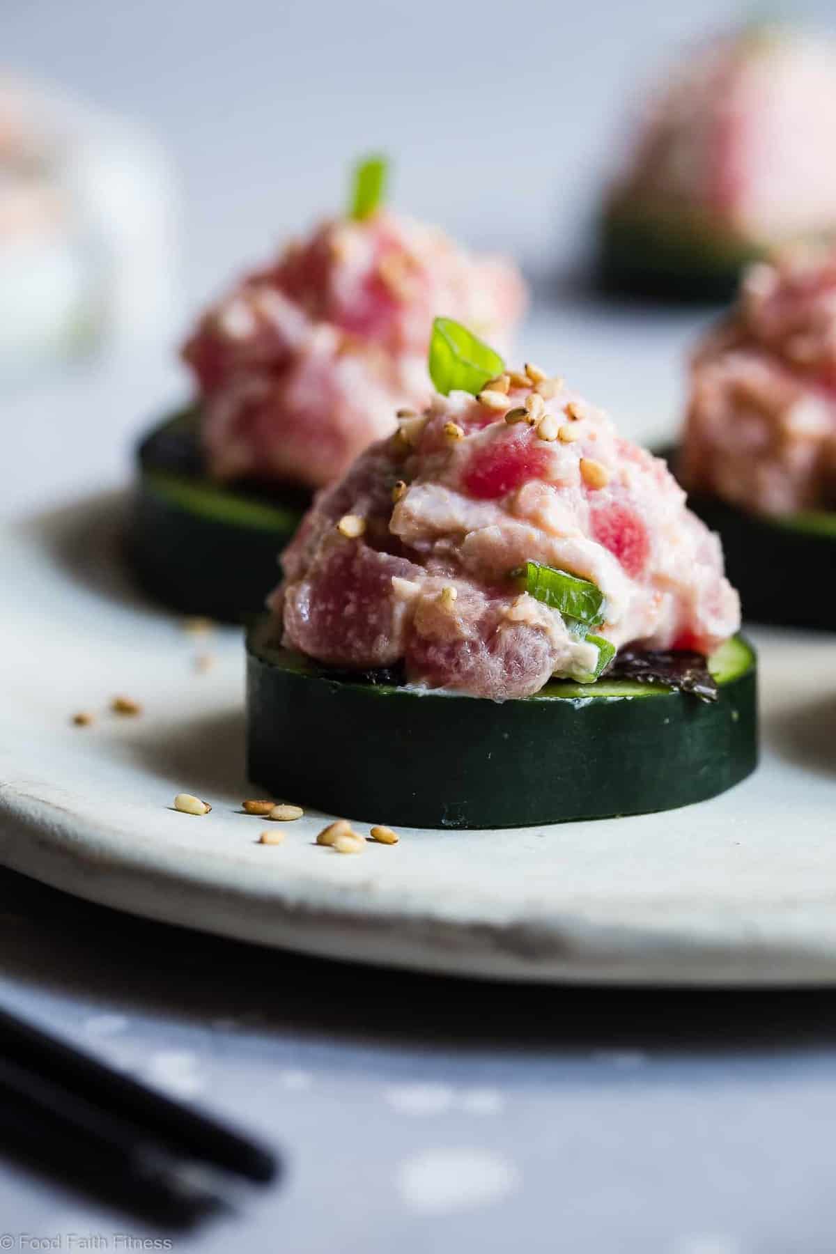 Low Carb Spicy Tuna Bites - These quick and easy, 6 ingredient spicy tuna bites are a healthier spin on the classic spicy tuna roll that has all the taste without the fat or carbs. Perfect for a light lunch with 0 Freestyle Smartpoints! | #Foodfaithfitness | #Lowcarb #Glutenfree #Healthy #Greekyogurt #Keto