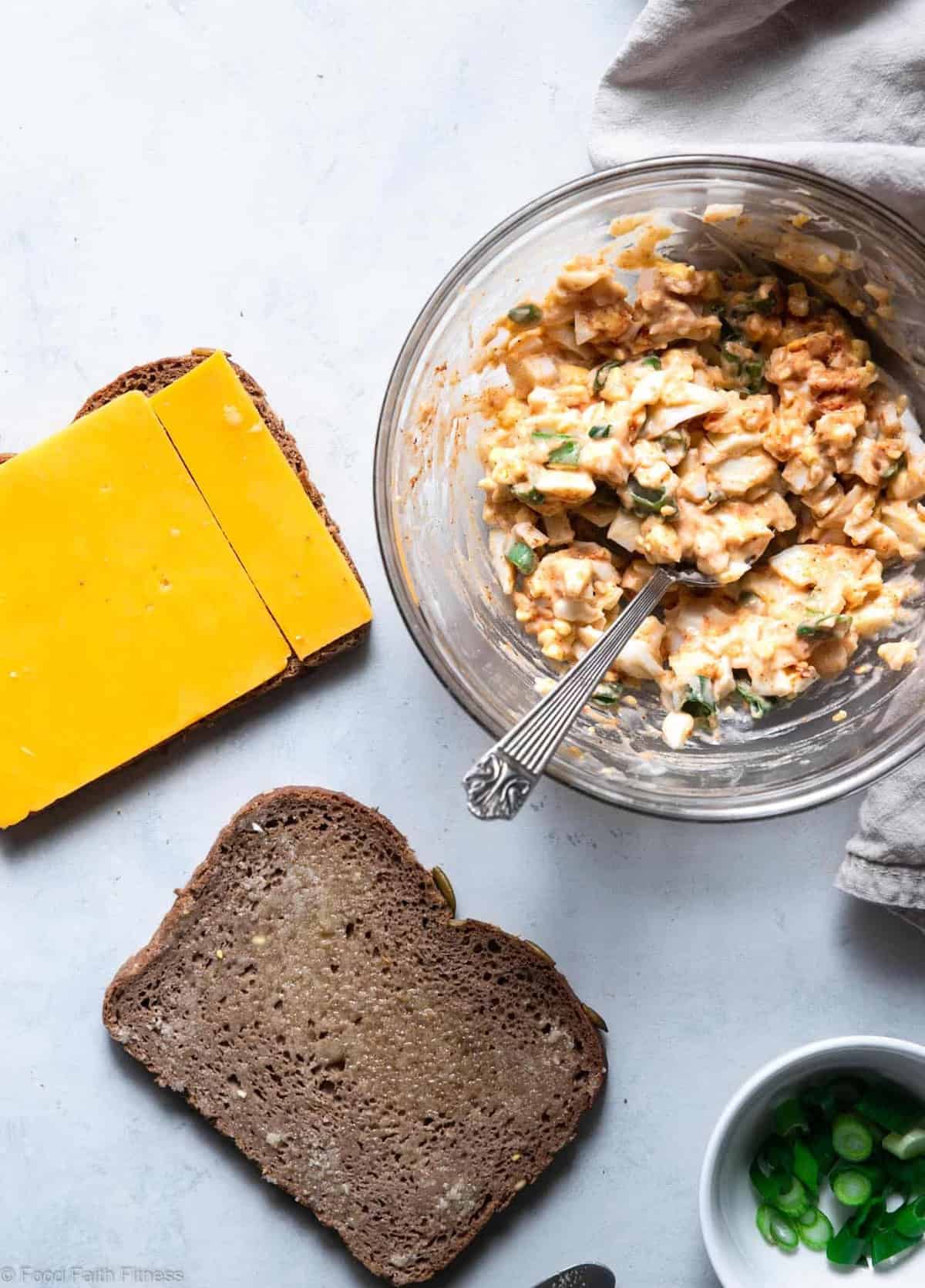 Healthy Egg Salad Grilled Cheese Sandwich - A fun twist on a classic that is quick, easy and great for kids and adults! High protein and Gluten Free option! | #Foodfaithfitness | #Healthy #Glutenfree #Sandwich #lunch