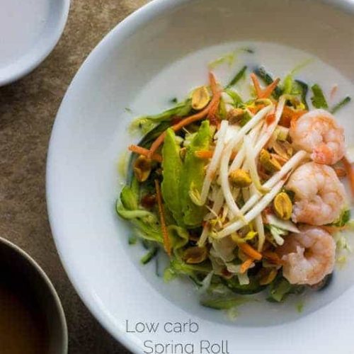 Spring Roll Zucchini Noodle Bowls - All the taste of a spring roll without the messy rolling! - Food Faith Fitness | #glutenfree #easy #healthy #shrimp #recipe