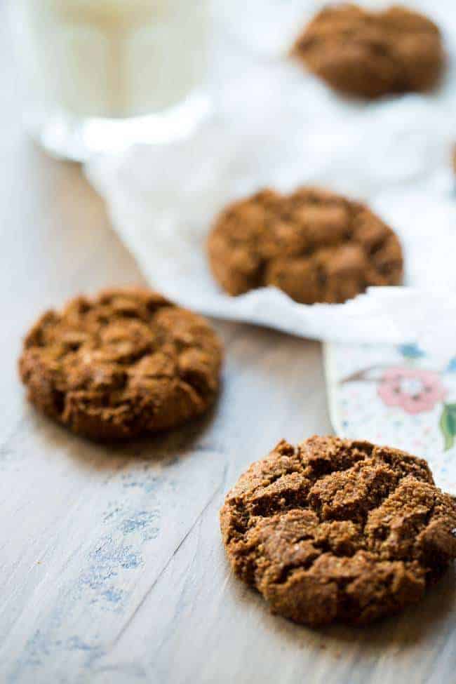 Paleo Gingersnaps - Completely butter free, gluten free and grain free, you will be amazed that these Christmas cookies taste better than Grandmas! Seriously, the best! | Foodfaithfitness.com | #recipe