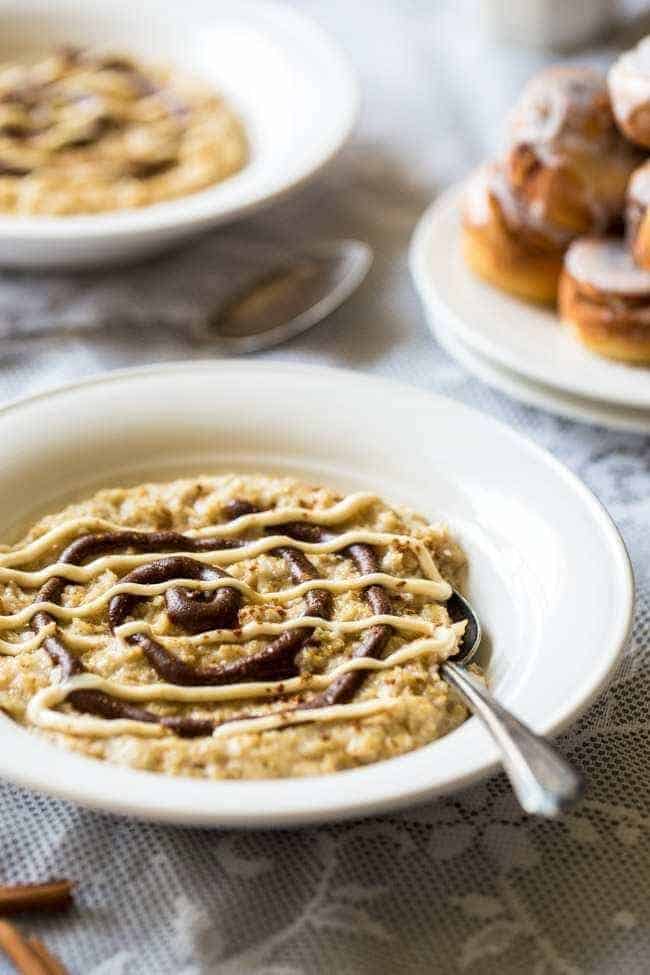 Healthy Cinnamon Roll Protein Oatmeal
