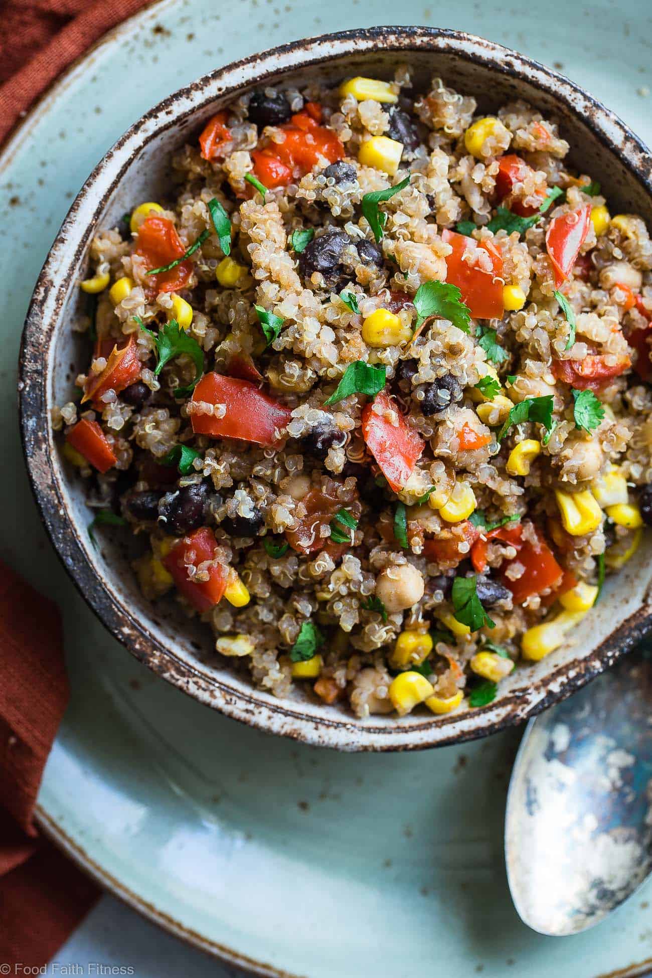 Slow Cooker Mexican Quinoa Casserole - Let the slow cooker do the work for you with this family friendly, healthy weeknight dinner! Gluten free with a vegan option and even picky eaters love it! | #FoodFaithFitness | #Quinoa #Glutenfree #Healthy #Vegan #Vegetarian