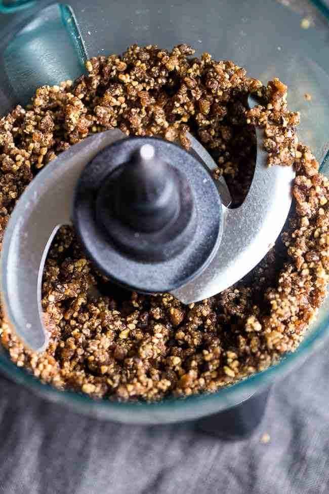 Not-baked salted chocolate cake with almond cream
