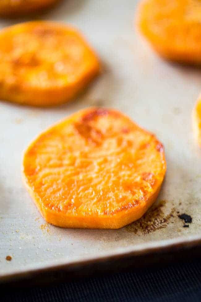 4 Ingredient Sweet Potato Pie Bites - These gluten free maple roasted sweet potato pie bites are a quick and easy snack or appetizer that tastes just like sweet potato pie, but are a whole easier to make! Perfect for Thanksgiving! | FoodFaithFitness.com | @FoodFaithFit