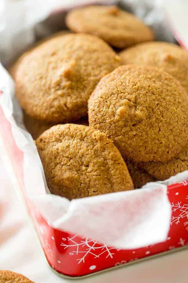 Whipped Gluten Free Shortbread Cookies - These light, airy and melt-in your mouth Christmas cookies are made with oat flour and coconut sugar so they're a refined-sugar free, healthier cookie for only 77 calories! | Foodfaithfitness.com | @FoodFaithFit