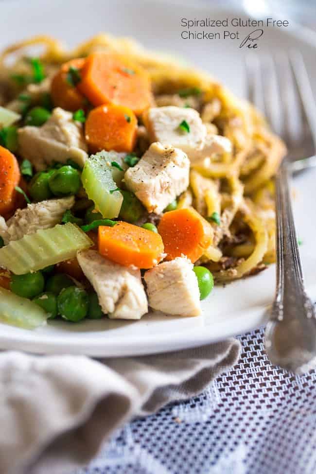 Healthy Spiralized Chicken Pot Pie with Potato Noodles - Spiralized potato noodles, creamy Greek yogurt sauce, chicken, carrots and peas make up this gluten free, chicken pot pie, that is sure to please the pickiest of eaters! Ready in 30 minutes too! | Foodfaithfitness.com | @FoodFaithFit