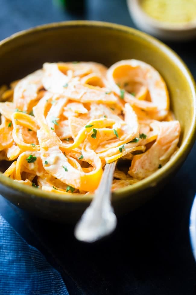 6 Ingredient Vegan Mac and Cheese with Spiralized Butternut Squash Noodles - So creamy you will never guess it's a healthy, gluten and grain free, vegan mac and cheese that is SO easy to make! | Foodfaithfitness.com | @FoodFaithFit