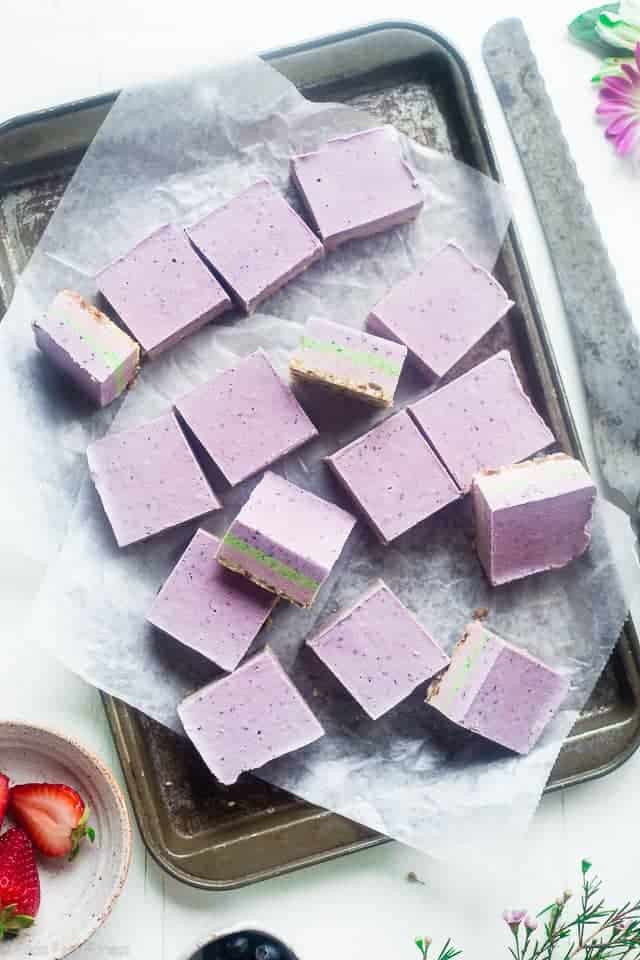 Superfood Protein Berry Cashew Cream No-Bake Bars