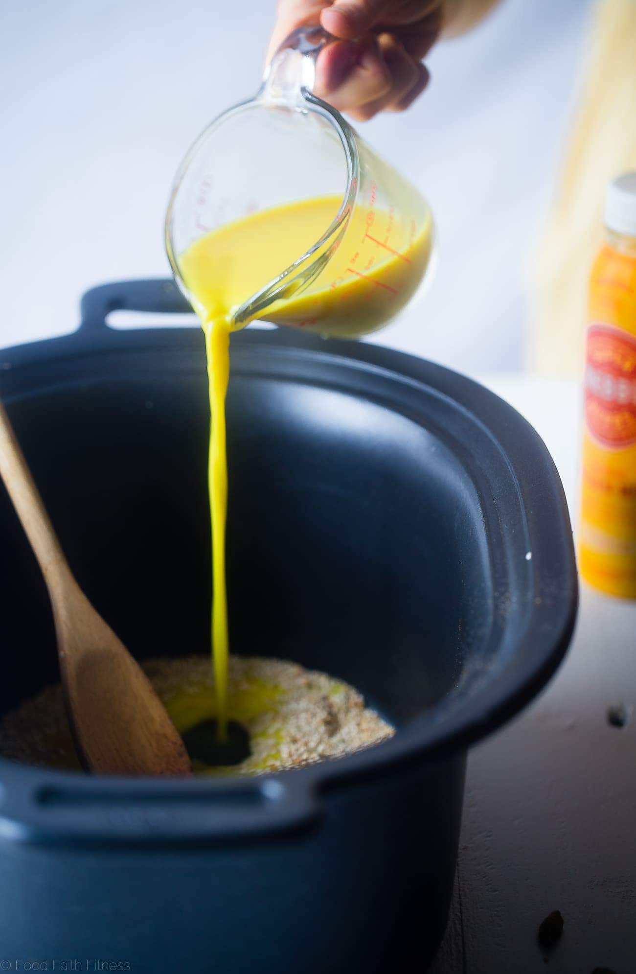 Vegan Turmeric Golden Milk Slow Cooker Quinoa - This healthy slow cooker quinoa with golden milk recipe is an easy, 10 ingredient vegan dinner that is loaded with vegetables! Perfect for busy weeknights!| Foodfaithfitness.com | @FoodFaithFit