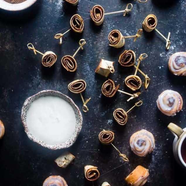 Vegan Cinnamon Roll Pinwheel Bites - This quick and easy bites tastes like a warm, ooey-gooey cinnamon roll, but without all the work! They're dairy and gluten free and ready in under 30 mins! | Foodfaithfitness.com | @FoodFaithFit
