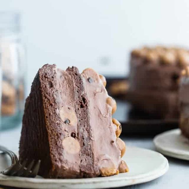 Healthy Cookie Dough Ice Cream Cake - This easy homemade ice cream cake uses healthy chocolate ice cream and bites of chickpea cookie dough for a grain and gluten free, lighter dessert that everyone will love! | Foodfaithfitness.com | @FoodFaithFit
