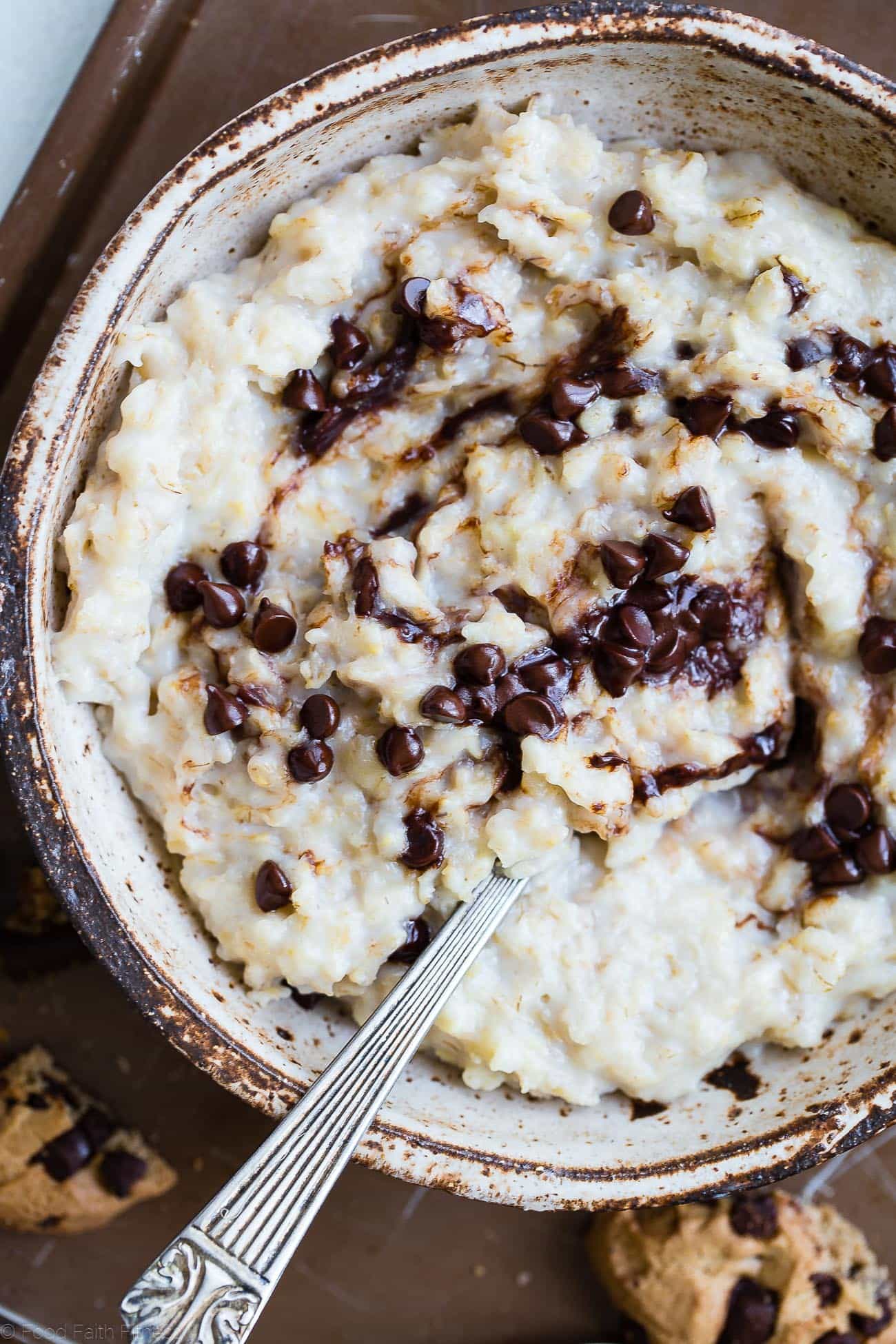 Cookie Dough Protein Oatmeal - A healthy, gluten free way to start your day! It tastes like dessert, is only 6 ingredients and is packed with protein to keep you full until lunch! | Foodfaithfitness.com | @FoodFaithFit