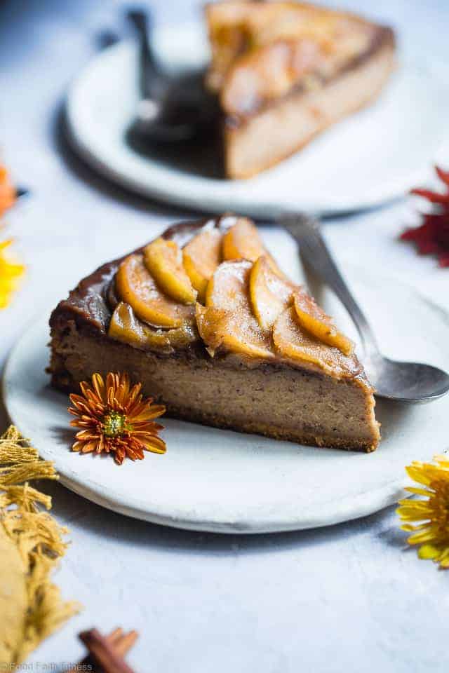 Apple Paleo Cheesecake With Caramel