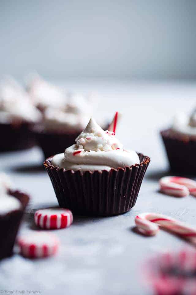 Chocolate No-Bake Peppermint Cheesecake Cups