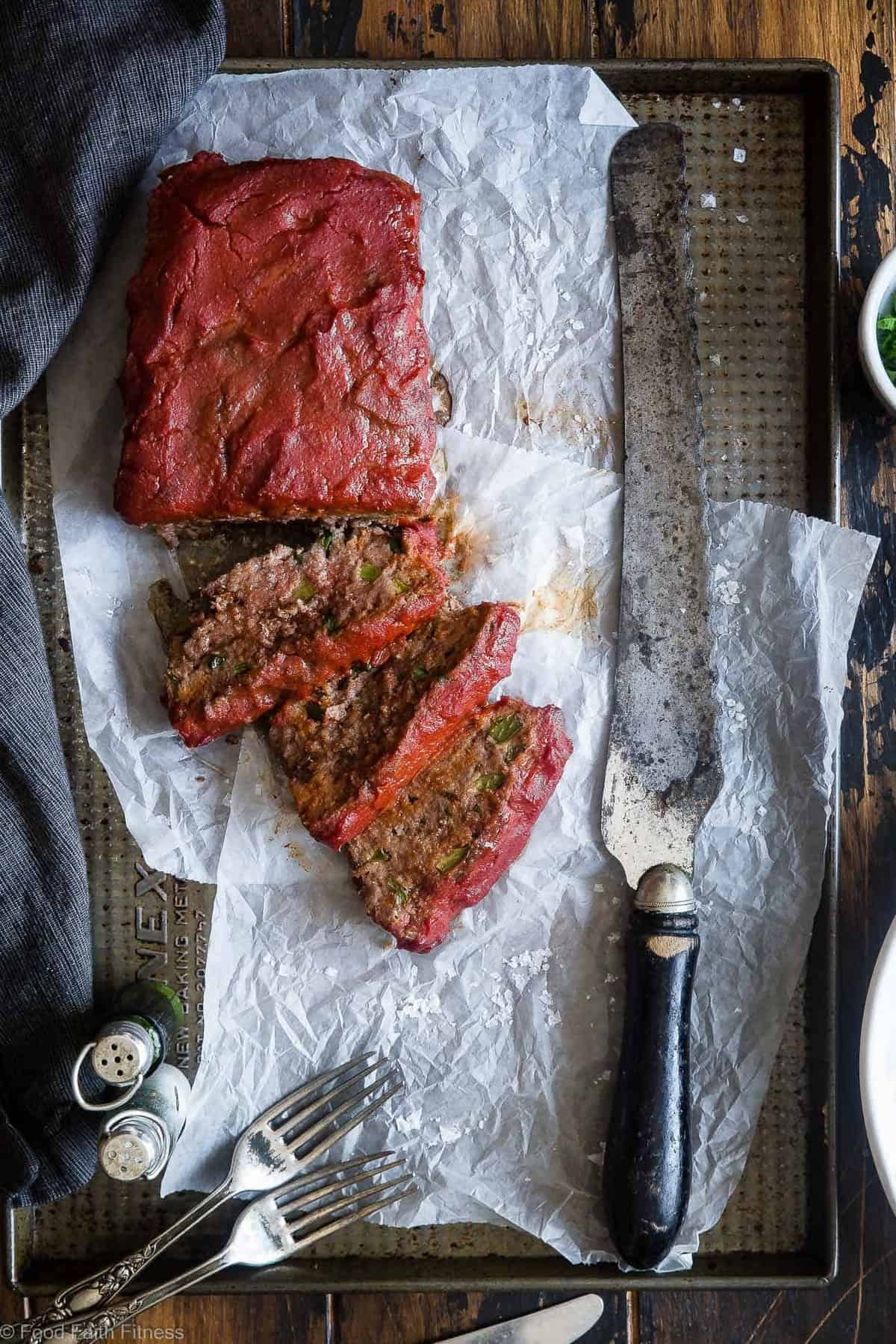 Easy Low Carb Paleo Meatloaf - This healthy Paleo Meatloaf is a family-friendly weeknight dinner that's gluten/grain/dairy/sugar free and whole30 compliant! Only 210 calories and picky eater approved! | #Foodfaithfitness | #Paleo #Whole30 #Keto #Glutenfree #LowCarb