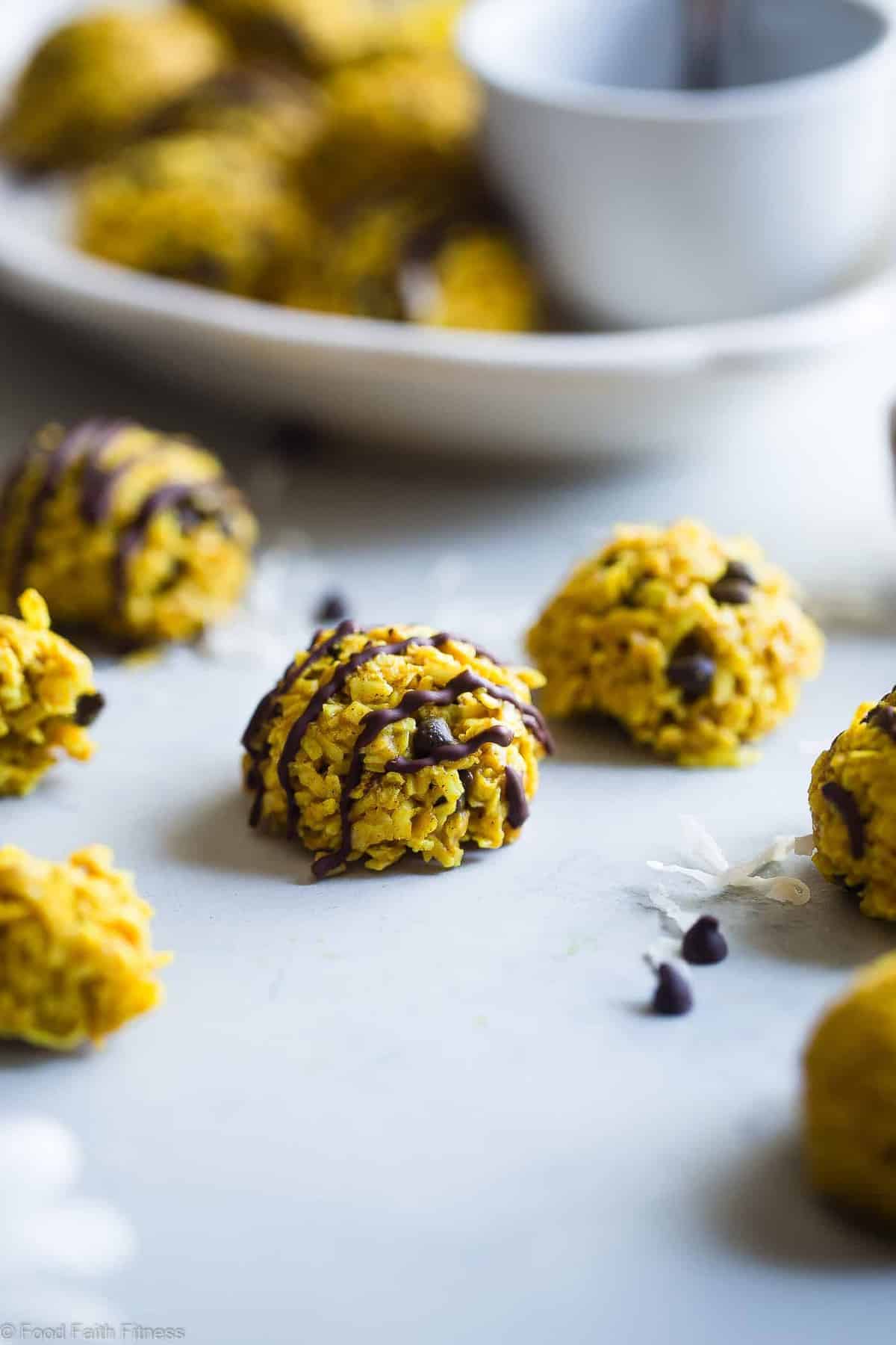 Healthy No Bake Cookies with Coconut Oil - These easy, 6 ingredient cookies have addicting spicy-sweet flavors from turmeric, almond butter and chocolate chips! They're a paleo, vegan and gluten free treat that is secretly anti-inflammatory! | #Foodfaithfitness | #Paleo #Vegan #Glutenfree #Dairyfree #Healthy