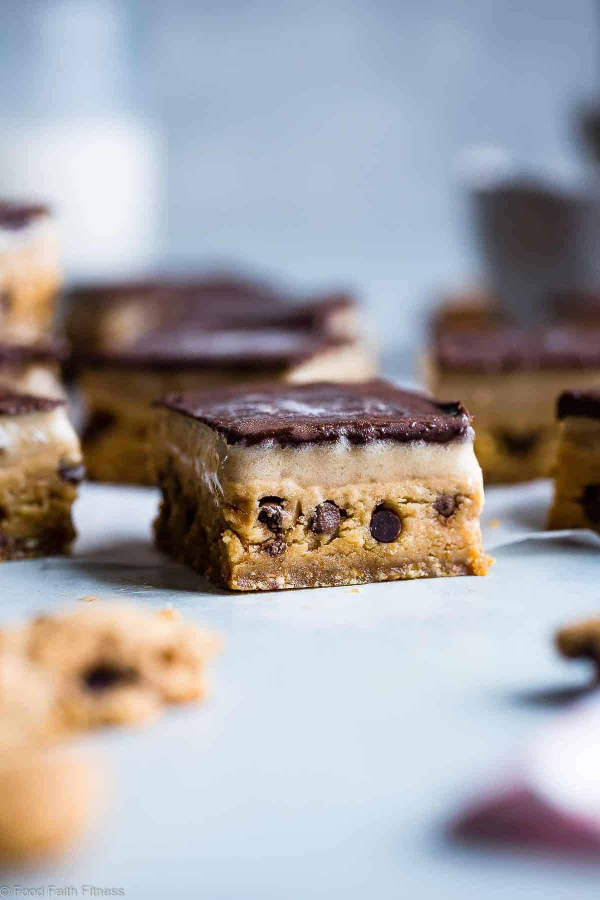 Dairy Free Cookie Dough Banana Ice Cream Bars - Love cookie dough? Then you NEED these Banana Ice Cream Bars! A healthy, vegan friendly and gluten and dairy free no bake Summer treat that is SO easy! Kids and adults will LOVE them! | #Foodfaithfitness | #Glutenfree #Vegan #Healthy #Dairyfree #Nicecream