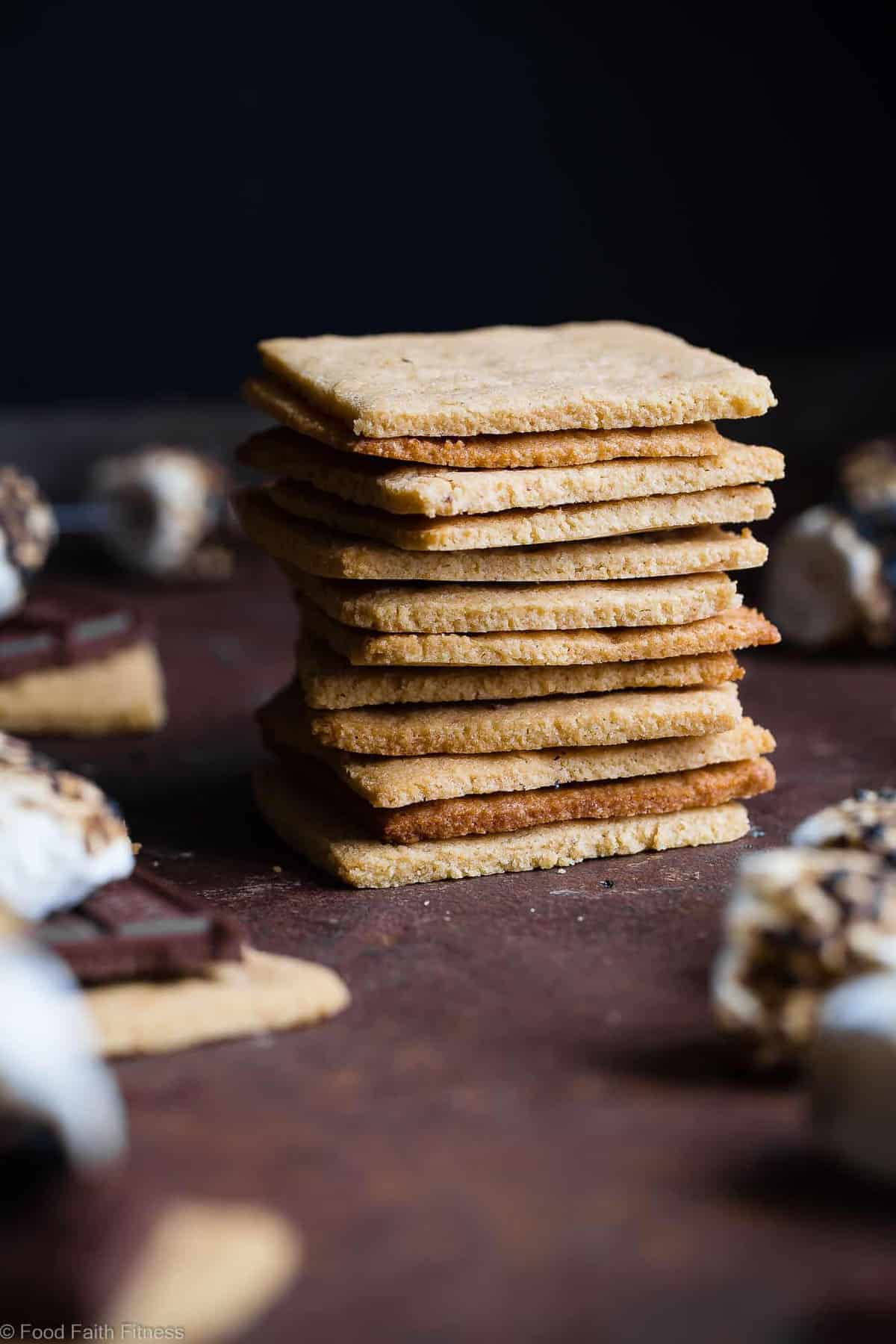 Low Carb Gluten Free Graham Crackers - These healthy, homemade keto graham crackers are SO much better than store bought that you'll never believe they are paleo friendly, sugar free and only 6 simple ingredients! | #Foodfaithfitness | #Keto #LowCarb #Glutenfree #paleo #Healthy Low Carb Gluten Free Graham Crackers with Almond Flour - These healthy, homemade keto graham crackers are SO much better than store bought that you'll never believe they are paleo friendly, sugar free and only 6 simple ingredients! | #Foodfaithfitness | #Keto #LowCarb #Glutenfree #paleo #Healthy