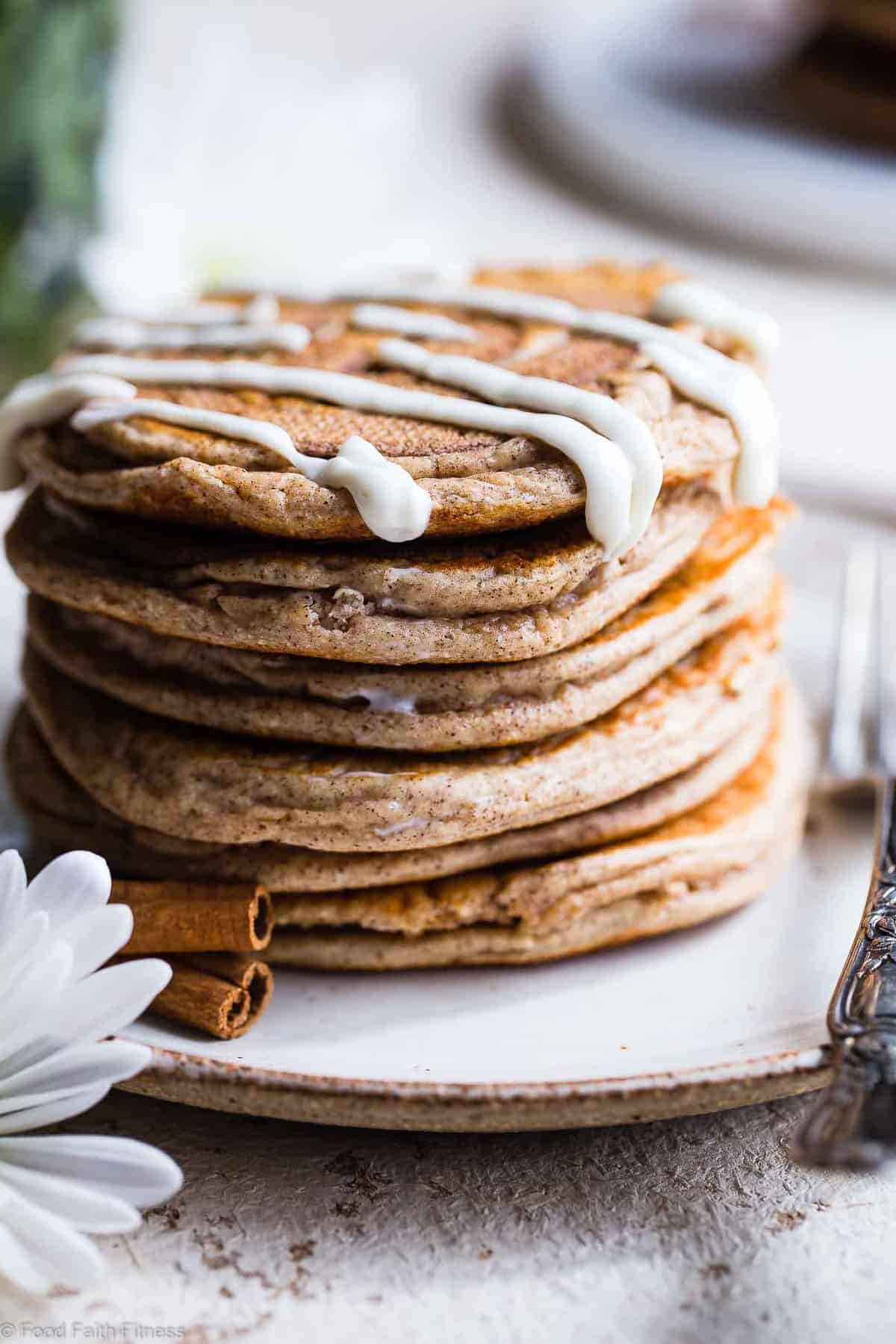 Cinnamon Roll Keto Protein Pancakes - This EASY, low carb, gluten free protein pancakes recipe is going to be your new favorite breakfast! Great for kids and adults and packed with 23g of protein! Who doesn't want to wake up to healthy cinnamon rolls?! | #Foodfaithfitness | #Keto #Lowcarb #Glutenfree #Healthy #Pancakes Easy Cinnamon Roll Gluten Free Low Carb Keto Protein Pancakes - These EASY, low carb high protein pancakes recipe is going to be your new favorite breakfast! Great for kids and adults and packed with 23g of protein! Who doesn't want to wake up to healthy cinnamon rolls?! | #Foodfaithfitness | #Keto #Lowcarb #Glutenfree #Healthy #Pancakes