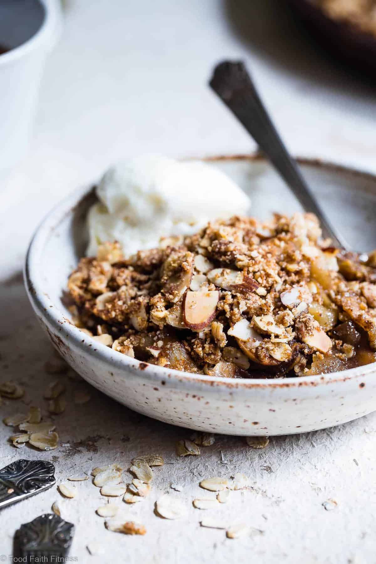 Easy Vegan Gluten Free Apple Crisp - Made with SUPER simple, wholesome ingredients and is perfectly spicy-sweet and yummy! The perfect, cozy fall dessert that you will never believe is gluten/dairy/egg free and healthy! | #Foodfaithfitness | #Glutenfree #Vegan #Dairyfree #Healthy #Eggfree Easy Vegan Gluten Free Apple Crisp - Made with SUPER simple, wholesome ingredients and is perfectly spicy-sweet and yummy! The perfect, cozy fall dessert that you will never believe is gluten/dairy/egg free and healthy! | #Foodfaithfitness | #Glutenfree #Vegan #Dairyfree #Healthy #Eggfree