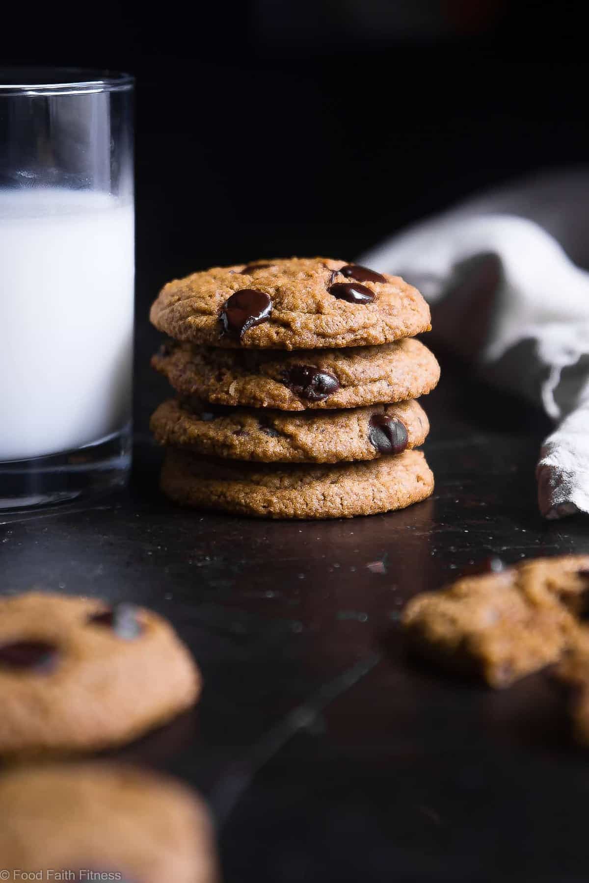 Pumpkin Spice Eggless Chocolate Chip Cookies - These are the best pumpkin Chocolate Chip Cookies! Crispy on the outside, chewy on the inside and have a punch of pumpkin spice! Gluten/dairy/egg free, vegan friendly and only 124 calories! | #Foodfaithfitness | #Glutenfree #Vegan #Dairyfree #Eggfree #Pumpkinspice Pumpkin Spice Eggless Chocolate Chip Cookies - These are the best pumpkin Chocolate Chip Cookies! Crispy on the outside, chewy on the inside and have a punch of pumpkin spice! Gluten/dairy/egg free, vegan friendly and only 124 calories! | #Foodfaithfitness | #Glutenfree #Vegan #Dairyfree #Eggfree #Pumpkinspice