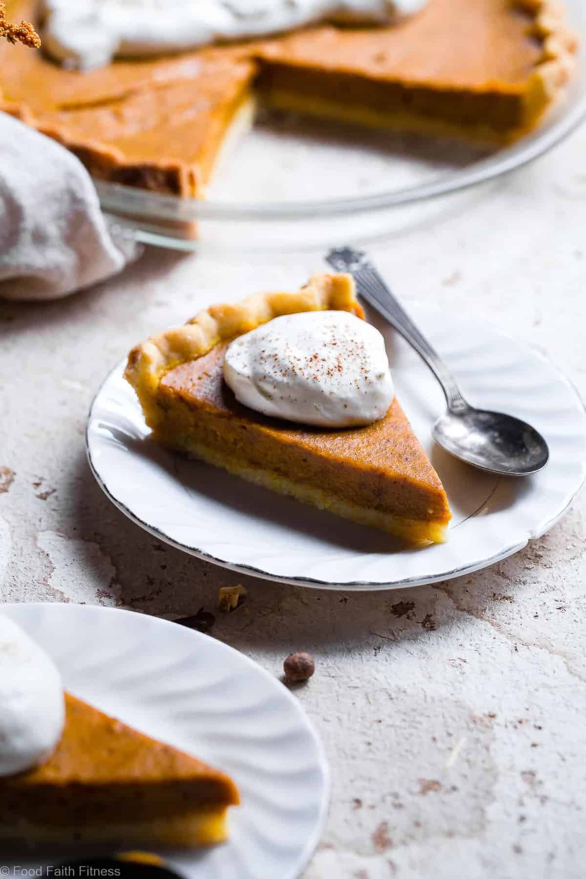The BEST Low Carb Sugar Free Pumpkin Pie - This paleo friendly, sugar free pumpkin pie is SO delicious, you will never know it's dairy and gluten free and only 200 calories a slice! Everyone will want this recipe! | #Foodfaithfitness | #Glutenfree #Sugarfree #Paleo #Lowcarb #Healthy The BEST Paleo Low Carb Sugar Free Pumpkin Pie - This paleo pumpkin pie is SO delicious, you will never know it's dairy and gluten free and only 200 calories a slice! Everyone will want this recipe! | #Foodfaithfitness