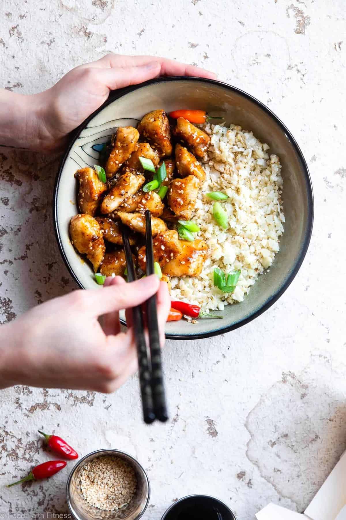 Paleo Easy Gluten Free Healthy Sesame Chicken - This paleo friendly, and sugar/grain/dairy and gluten free CRISPY Sesame Seed Chicken recipe tastes just like takeout but is SO much better for you! A quick dinner that the whole family will love! | #Foodfaithfitness | #Glutenfree #Paleo #Whole30 #Sugarfree #Healthy