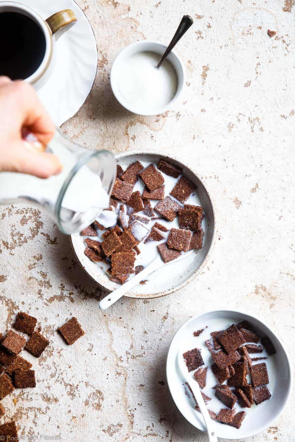 Cinnamon Homemade Keto Low Carb Cereal - This easy, paleo friendly Homemade Cereal tastes like cinnamon toast crunch but its gluten/grain/dairy/sugar free and healthy! Only 6 ingredients too! | #Foodfaithfitness | #Glutenfree #paleo #keto #lowcarb #sugarfree Cinnamon Homemade Keto Low Carb Cereal - This easy, paleo friendly Homemade low carb breakfast Cereal tastes like cinnamon toast crunch but its gluten/grain/dairy/sugar free and healthy! Only 6 ingredients too! | #Foodfaithfitness |