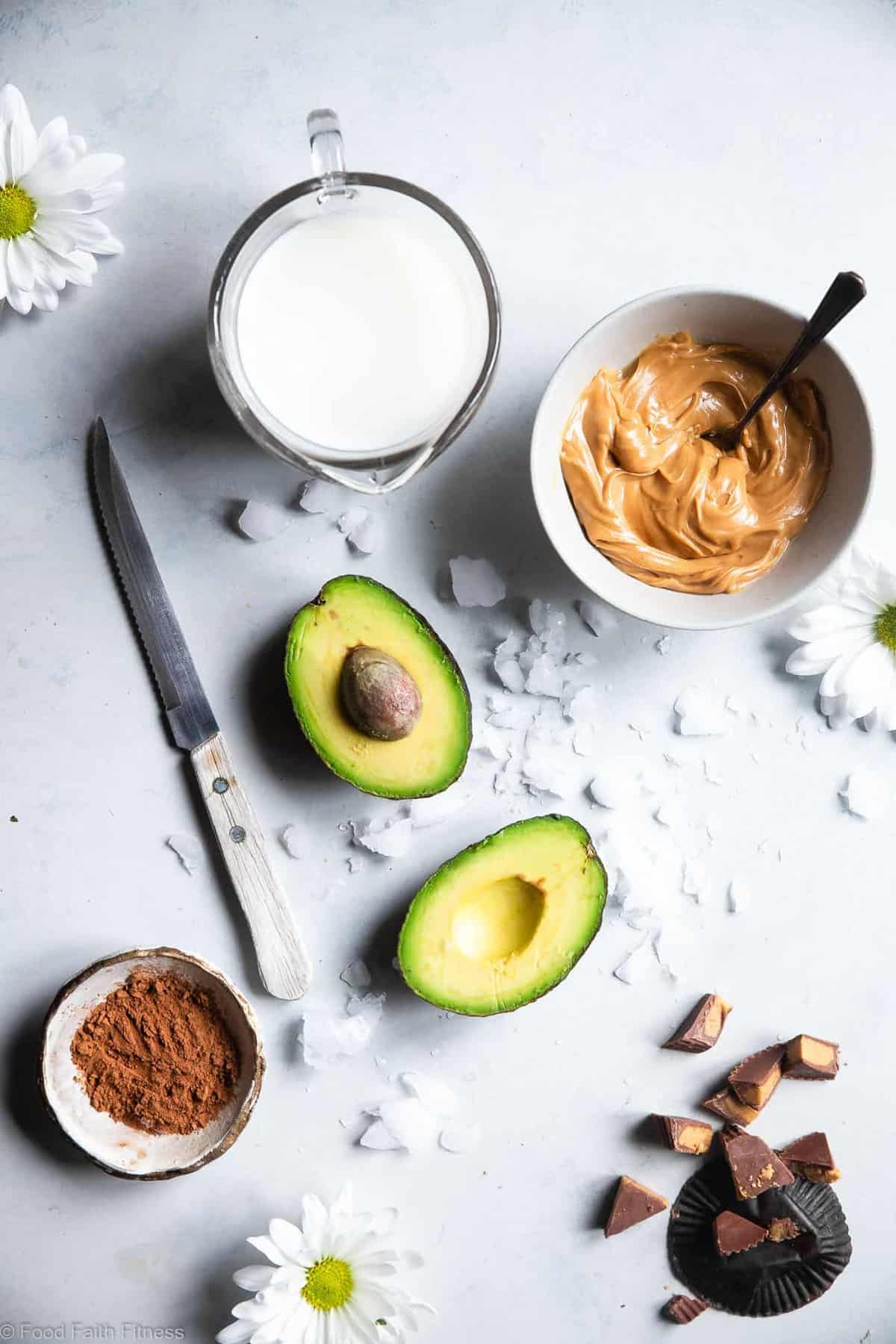 Peanut Butter Chocolate Keto Low Carb Smoothie - An EASY 5 ingredient breakfast that tastes like a peanut butter cup! It's Gluten/dairy/sugar free, paleo friendly, SO creamy and packed with plant based protein too! | #Foodfaithfitness | #Glutenfree #paleo #keto #lowcarb #sugarfree ingredients for keto smoothie arranged on a table
