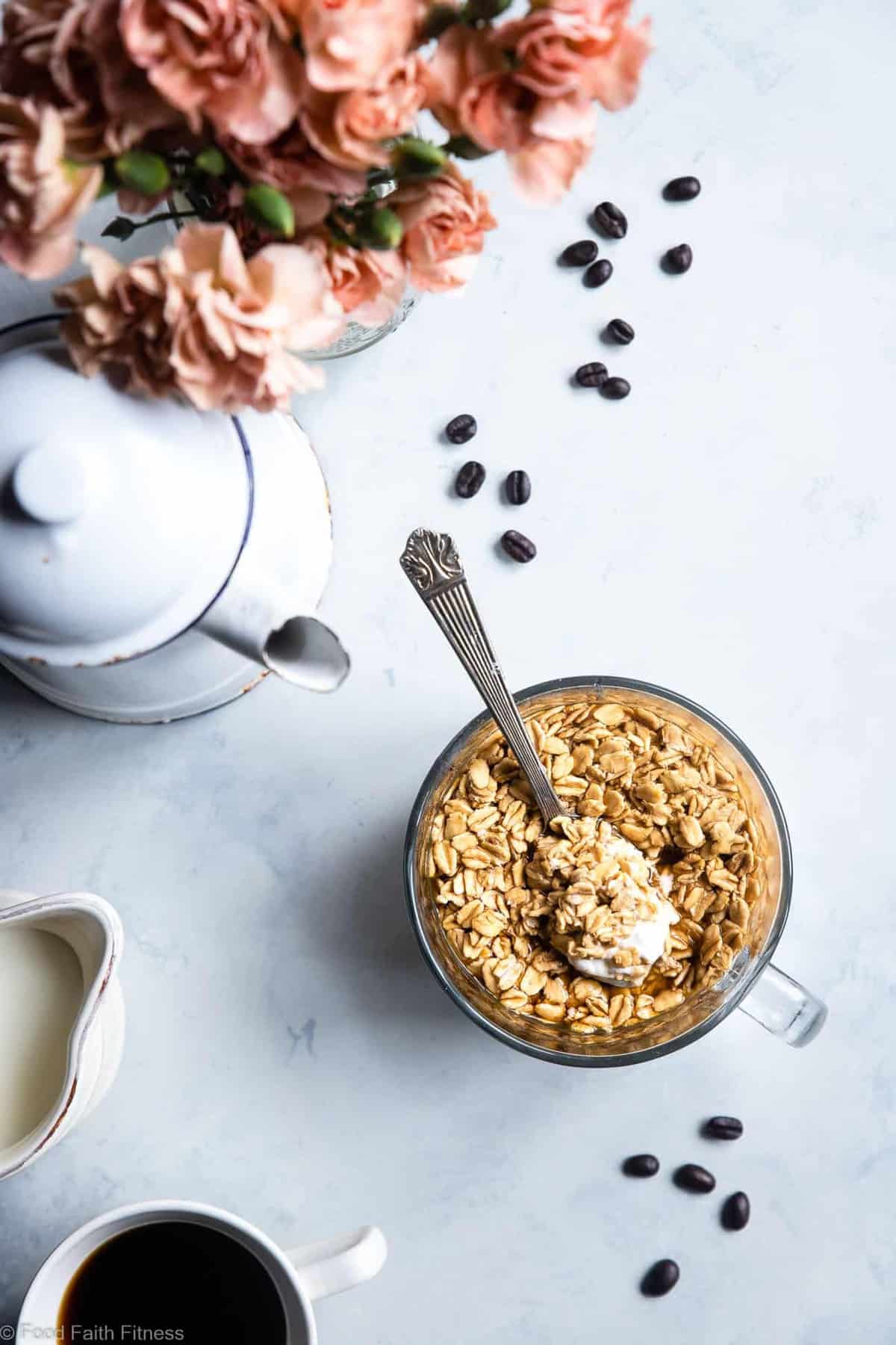 Vanilla Latte Overnight Oats - These gluten free overnight oats with Greek yogurt are a simple, 5 ingredient and protein packed way to start your day! Make them ahead for easy mornings! | #Foodfaithfitness | #glutenfree #healthy #breakfast #Greekyogurt #overnightoats Vanilla Latte Overnight Oats - These gluten free overnight oats with Greek yogurt are a simple, 5 ingredient and protein packed way to start your day! Make them ahead for easy mornings! | #Foodfaithfitness |
