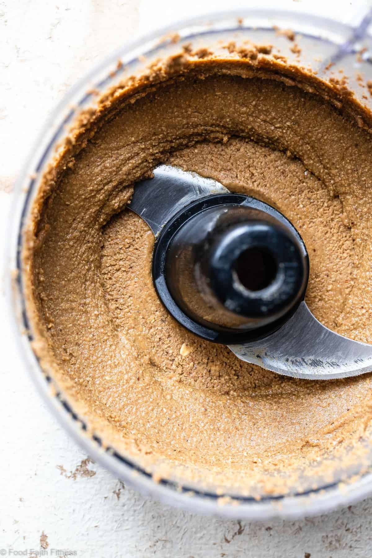 Oatmeal Cookie Granola Butter - It tastes like nut butter, granola and cookies had a baby! Gluten free, vegan and great on toast or just on a spoon! You'll never believe it's healthy! | #Foodfaithfitness | #Glutenfree #Healthy #Vegan #Eggfree #Dairyfree Oatmeal Cookie Granola Butter - It tastes like nut butter, granola and cookies had a baby! Gluten free, vegan and great on toast or just on a spoon! You'll never believe it's healthy! | #Foodfaithfitness |