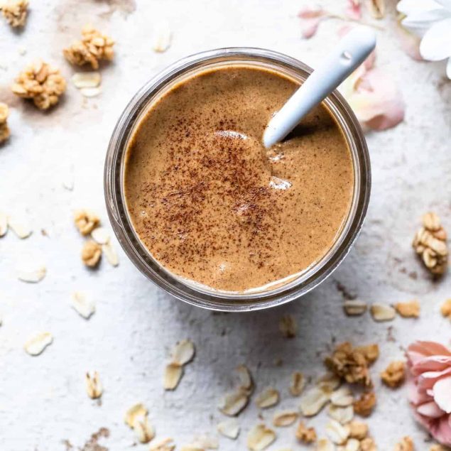 Oatmeal Cookie Granola Butter - It tastes like nut butter, granola and cookies had a baby! Gluten free, vegan and great on toast or just on a spoon! You'll never believe it's healthy! | #Foodfaithfitness | #Glutenfree #Healthy #Vegan #Eggfree #Dairyfree