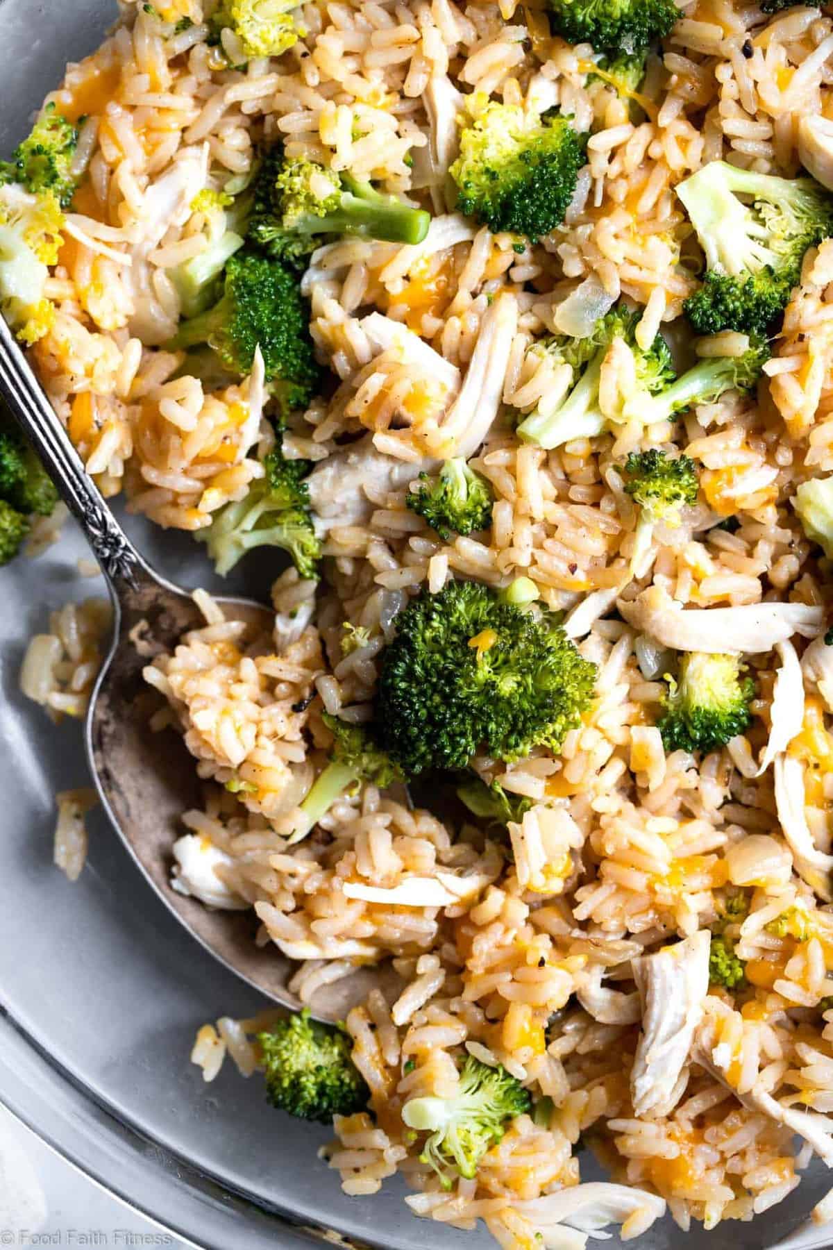 Instant Pot Broccoli Cheese and Chicken Rice Casserole - This gluten free Instant Pot chicken and rice casserole with broccoli is an easy, weeknight dinner that almost makes itself! Even picky kids will love it and great for meal prep! | #Foodfaithfitness | #healthy #glutenfree #Instantpot #dinner #kidfriendly Instant Pot Broccoli Cheese and Chicken Rice Casserole - This gluten free Instant Pot chicken and rice casserole with broccoli is an easy, weeknight dinner that almost makes itself! Even picky kids will love it and great for meal prep! | #Foodfaithfitness | #healthy #glutenfree #Instantpot #dinner #kidfriendly