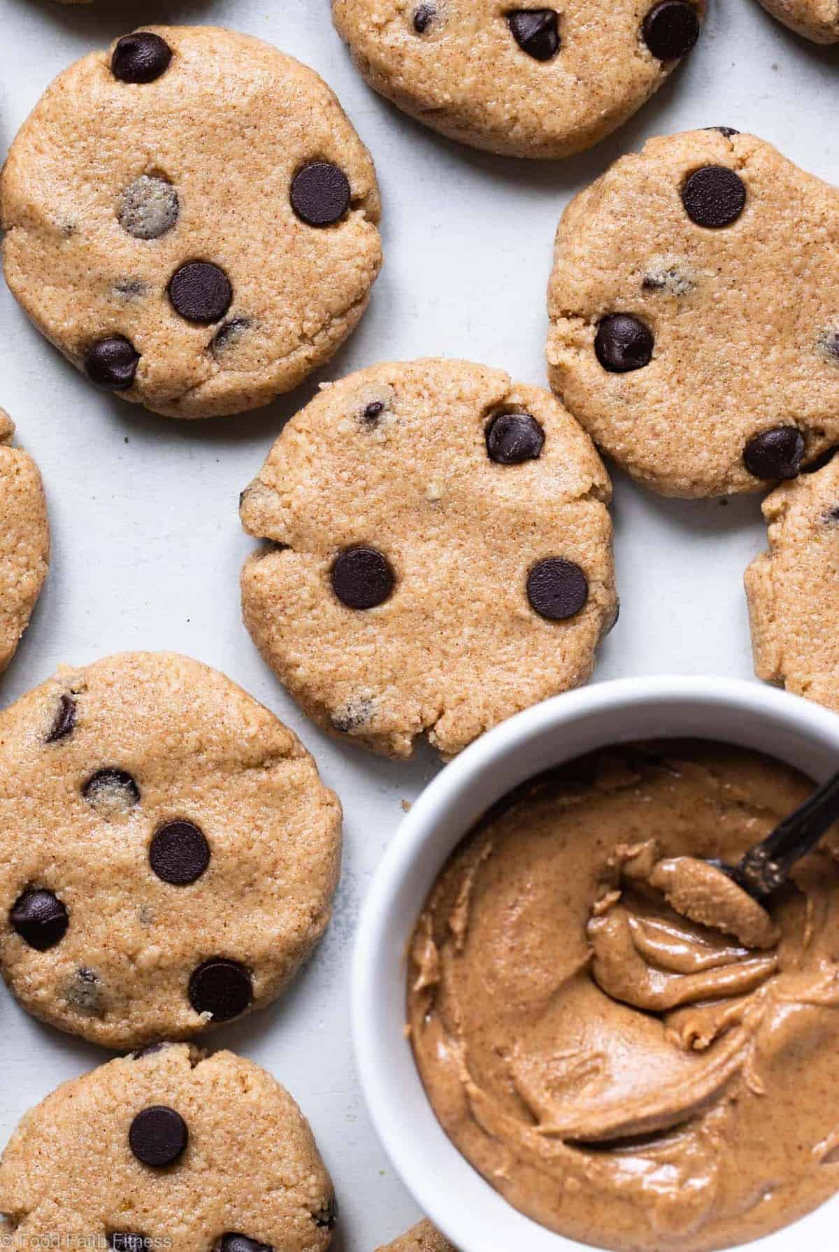 Almond Joy Keto No Bake Cookies - These soft and chewy, low carb and keto no bake cookies are sugar, gluten and dairy free but not taste free! Only 6 ingredients and super simple to make! | #Foodfaithfitness | #Glutenfree #Keto #Sugarfree #Lowcarb #Paleo