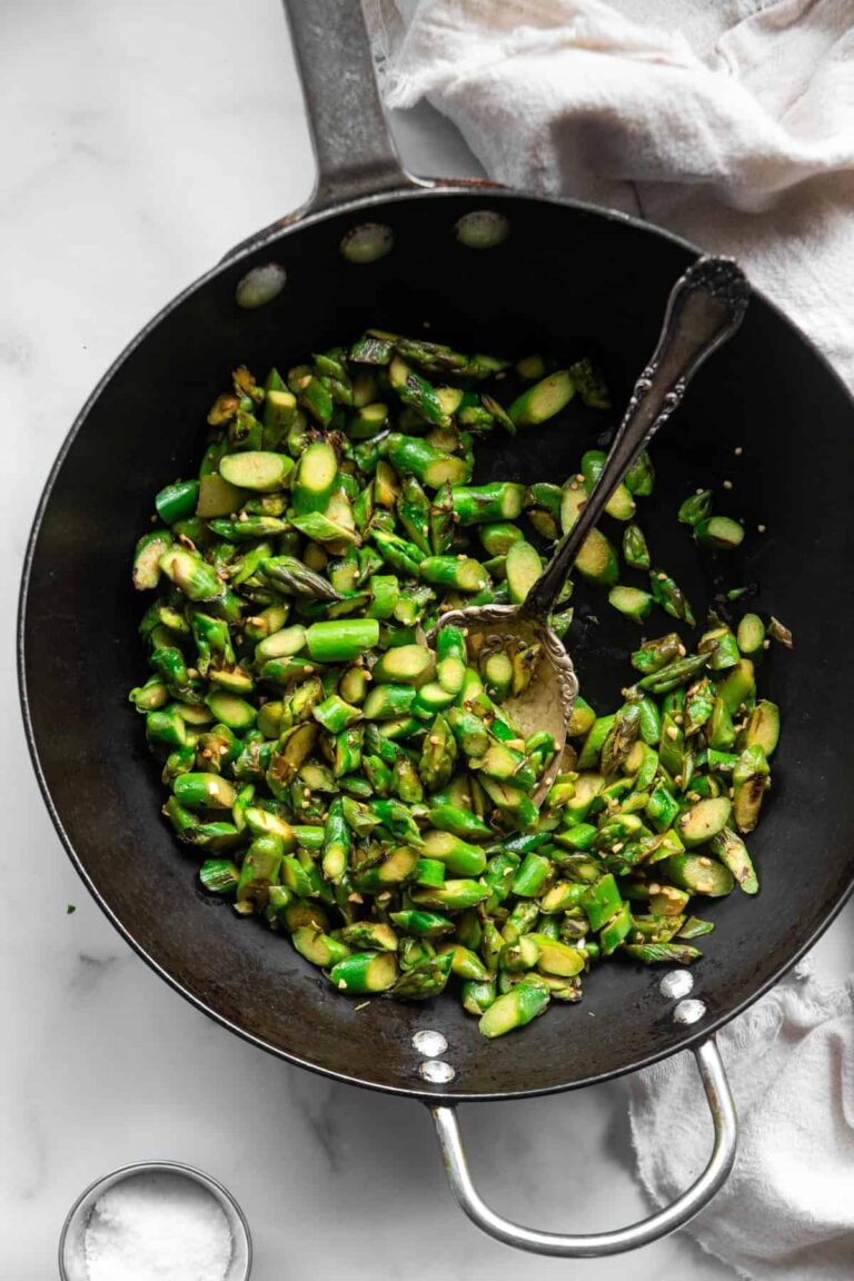 Sesame Ginger Stir-Fry Asparagus