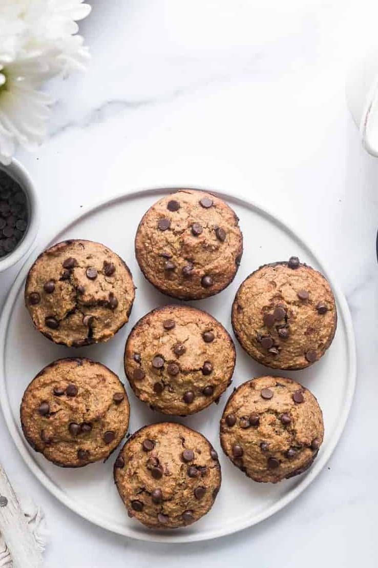 Healthy Gluten Free Zucchini Muffins - These dairy free Zucchini Muffins are fluffy and gluten, dairy, oil and sugar free! Sweetened with dates, studded with chocolate chips and only 170 calories! Great for kids and adults! | #Foodfaithfitness | #Glutenfree #Dairyfree #Healthy #Zucchini #sugarfree Healthy Gluten Free Zucchini Muffins - These dairy free Zucchini Muffins are fluffy and gluten, dairy, oil and sugar free! Sweetened with dates, studded with chocolate chips and only 170 calories! Great for kids and adults! | #Foodfaithfitness | #Glutenfree #Dairyfree #Healthy #Zucchini #sugarfree