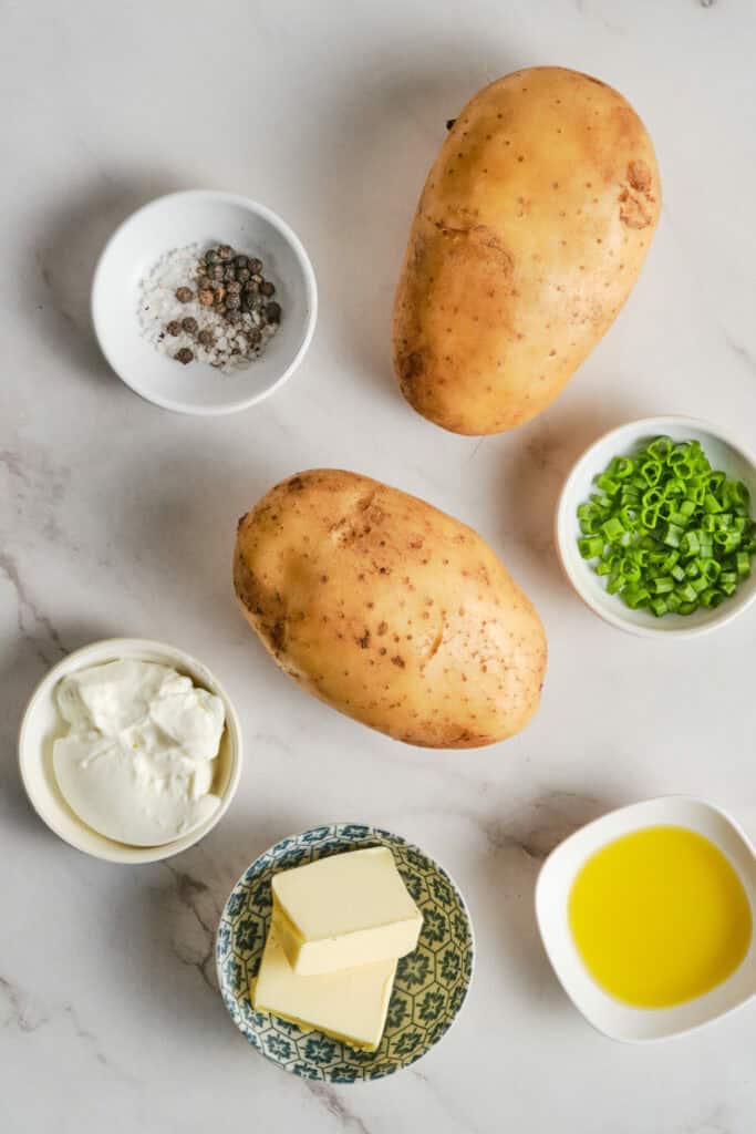 How to bake potatoes in the oven