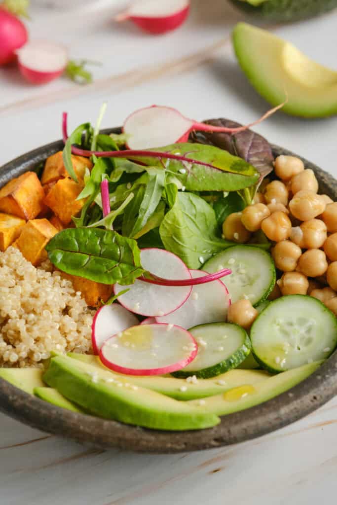 Healthy and Delicious Buddha Bowl Recipe featured
