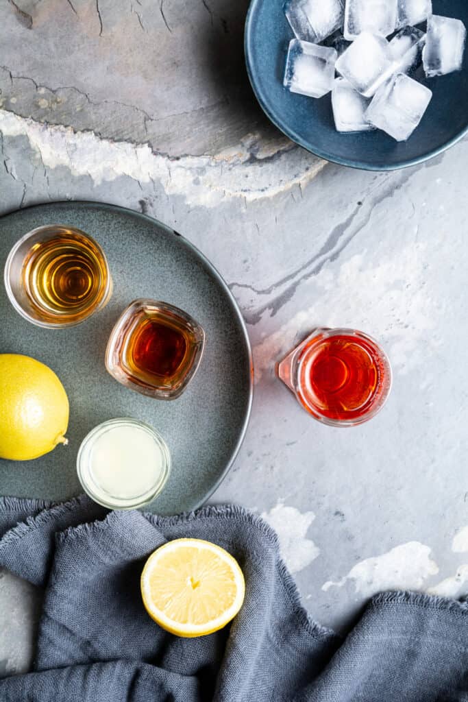 Ingredients on cocktails of paper planes