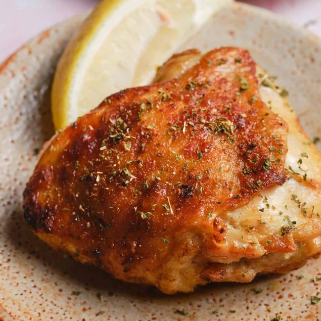 Easy Air Fryer Chicken Thighs