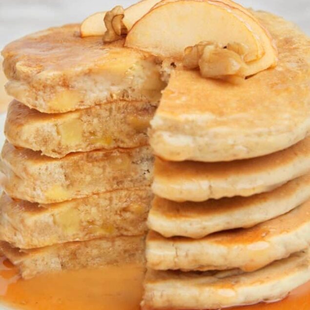Apple Cinnamon Pancakes