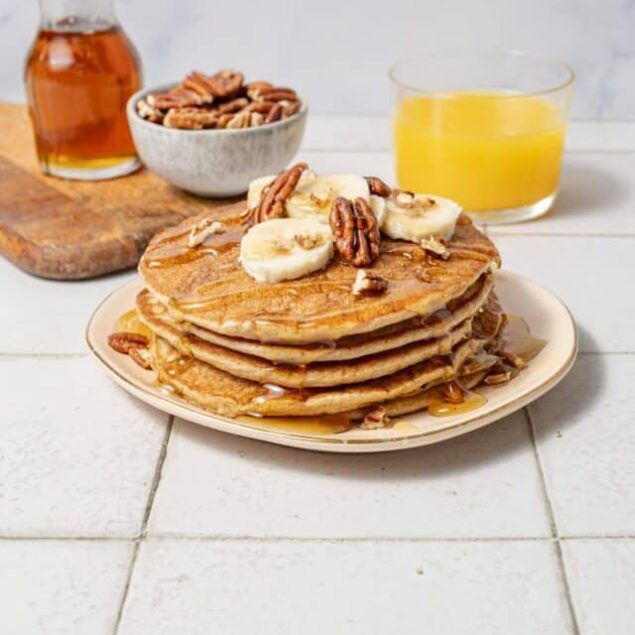 Banana Oatmeal Pancakes