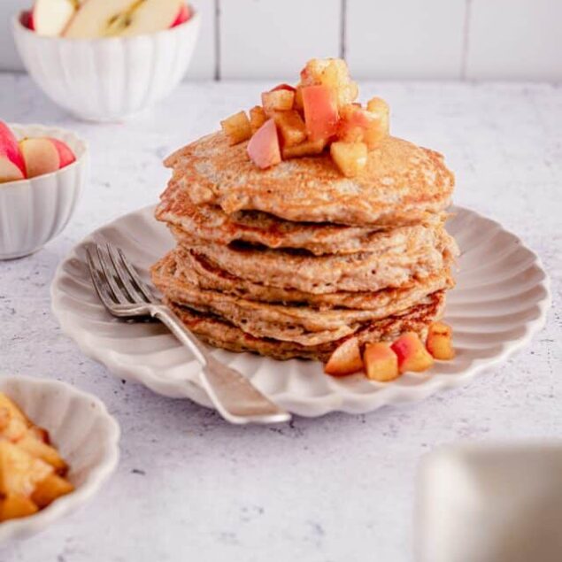 Fluffy Apple Pancakes