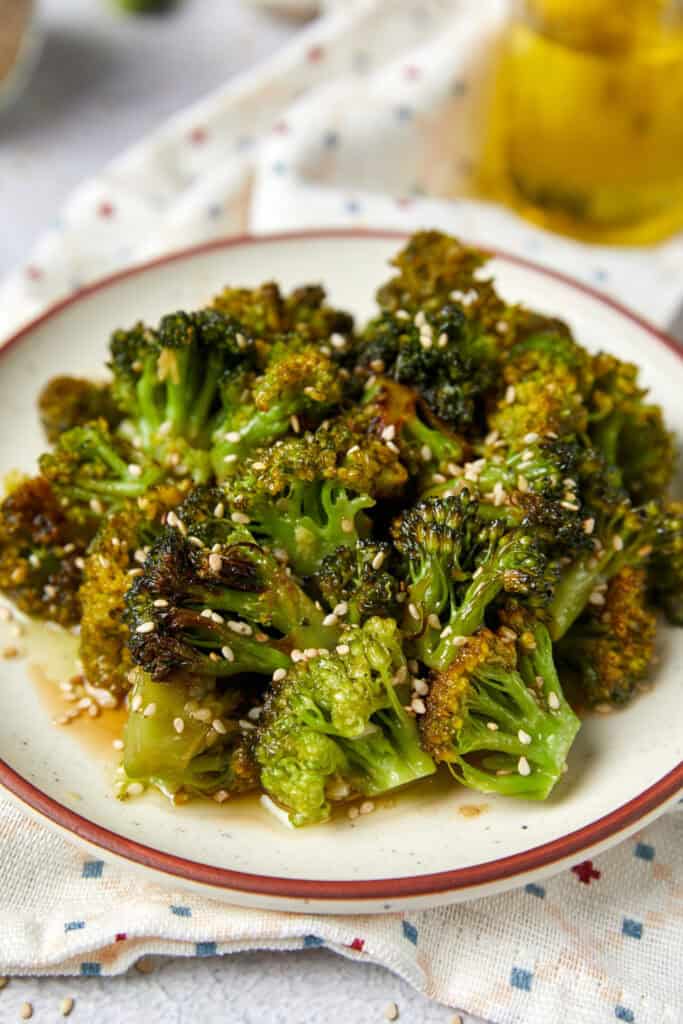 Broccoli fry with ginger and sesame