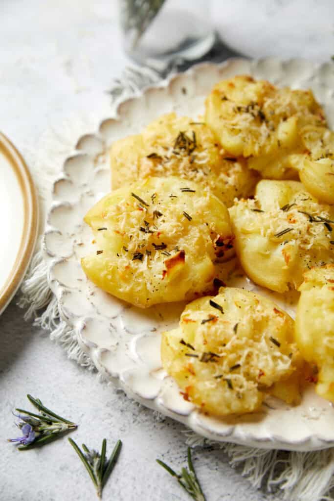 The Best Crispy Smashed Potatoes