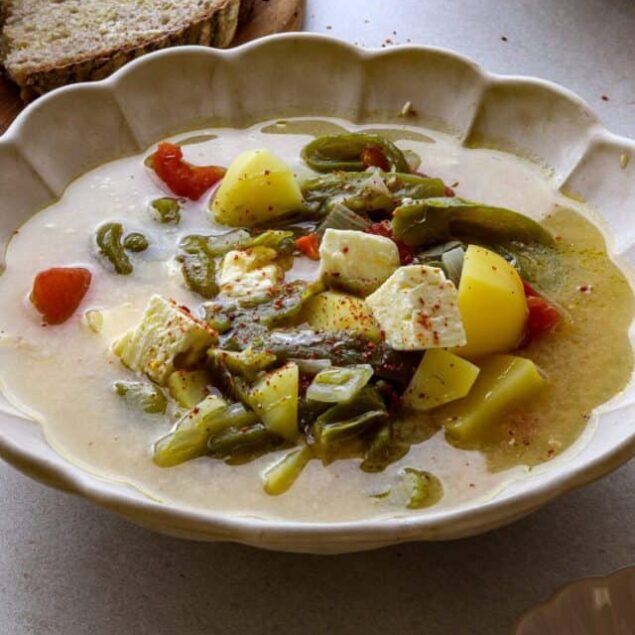 Caldo De Queso Con Papas