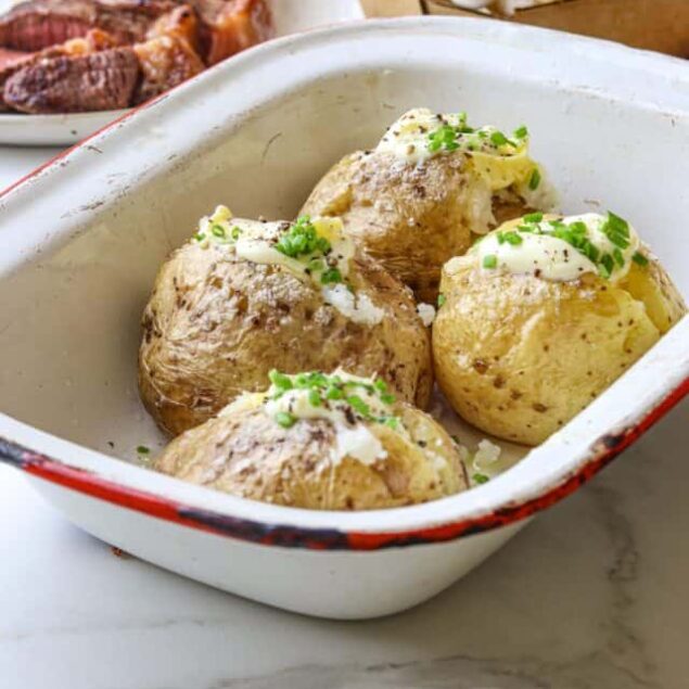 How Long To Bake Potatoes At 400
